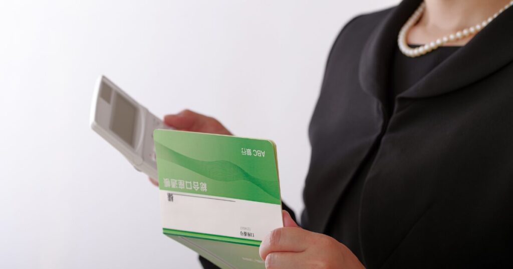 直葬にかかる費用相場はいくら？見積もりの内訳と節約ポイントを徹底解説